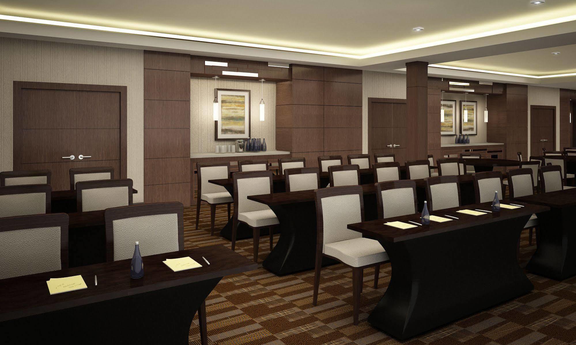 The Watershed Norwalk Hotell Exteriör bild
