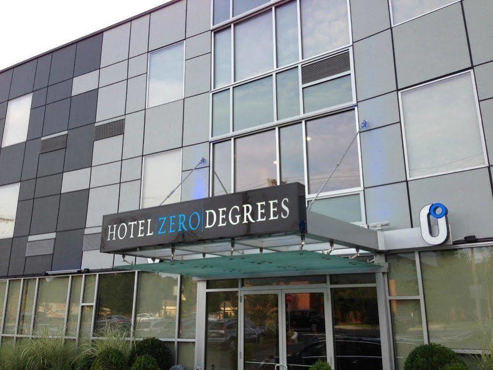 The Watershed Norwalk Hotell Exteriör bild