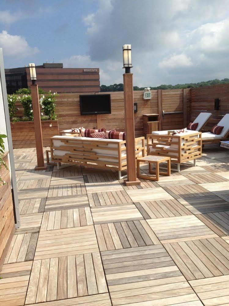 The Watershed Norwalk Hotell Exteriör bild